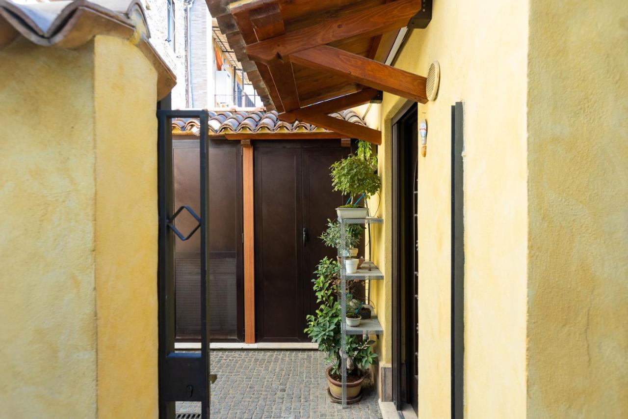Casa Orsini, B&B And Winery Monterotondo  Ngoại thất bức ảnh